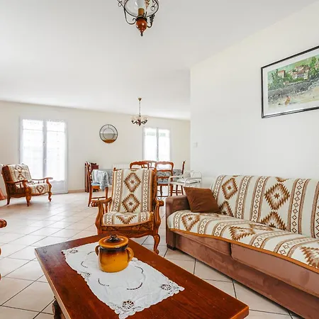 Maison Lumineuse Pres La Remigeasse Tatil Evi *